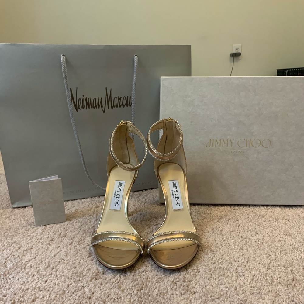 Like new Jimmy Choo Gold Heels - Picture 3 of 15